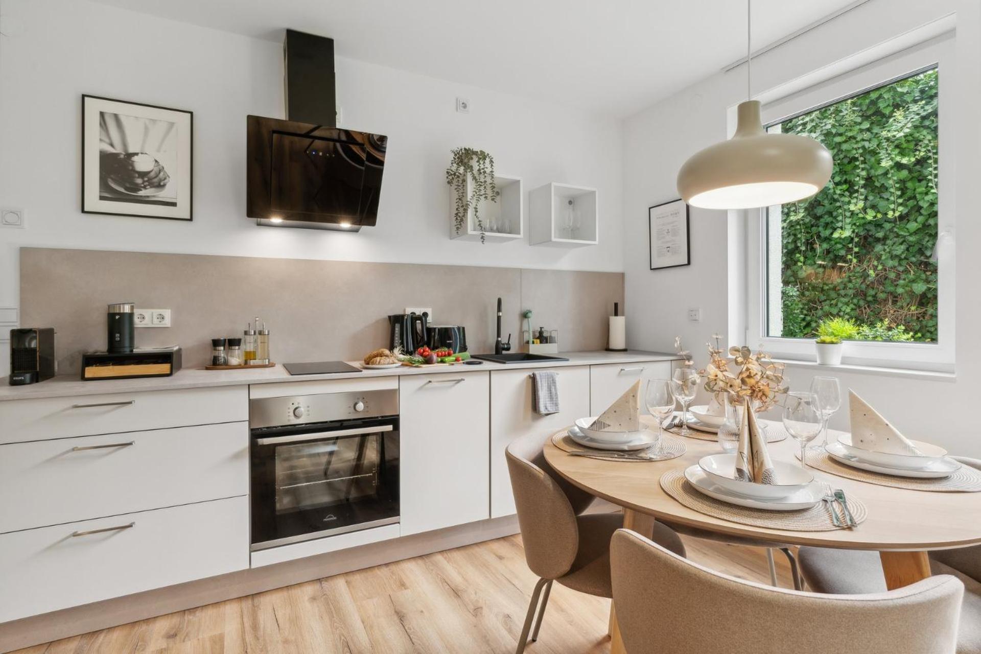 Zwei Apartments Fuer Bis Zu 8 Personen Zentral, Modern, Mit Terrasse & Balkon Білефельд Екстер'єр фото