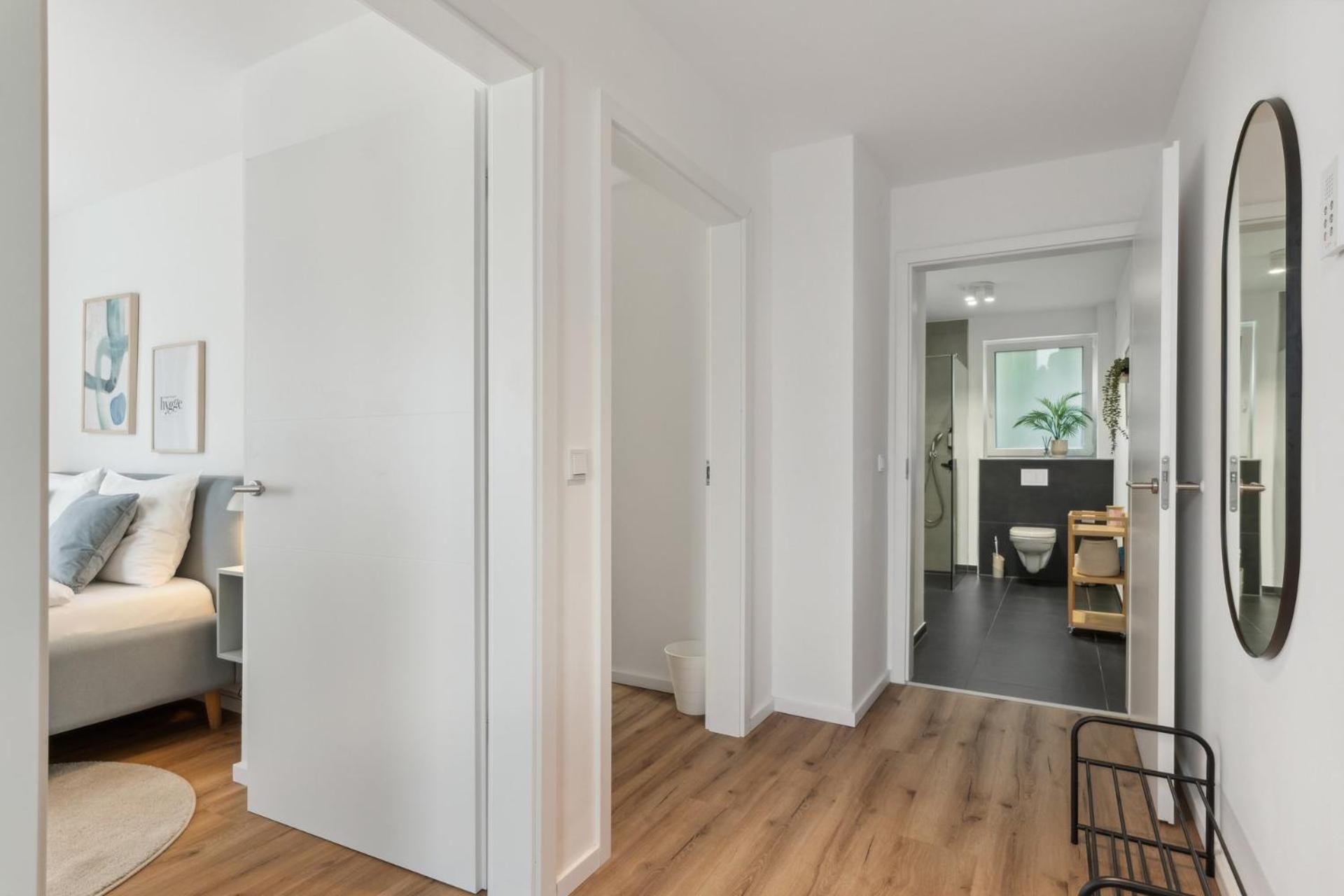 Zwei Apartments Fuer Bis Zu 8 Personen Zentral, Modern, Mit Terrasse & Balkon Білефельд Екстер'єр фото