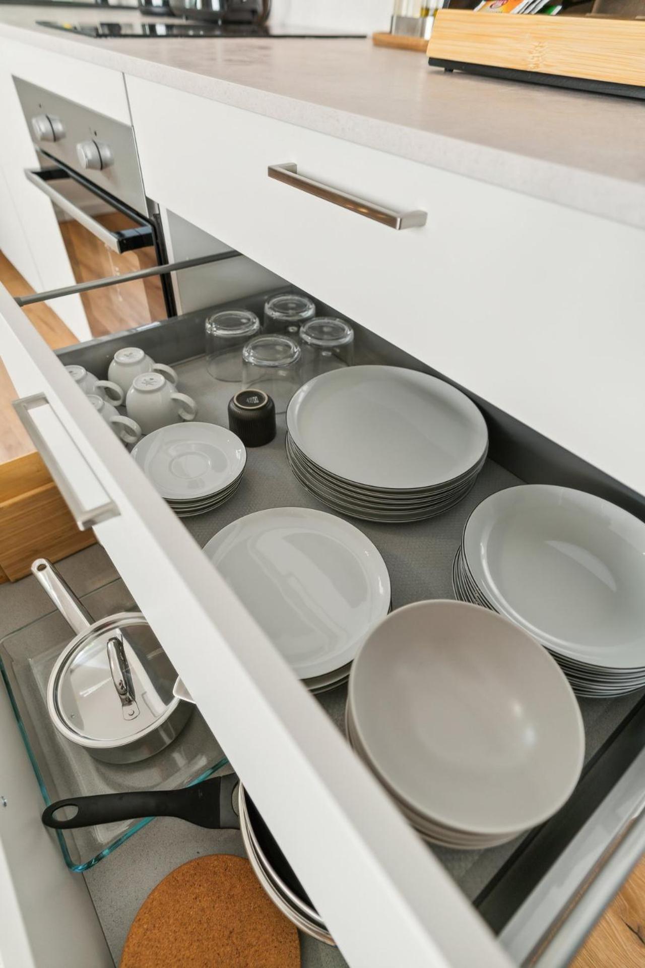 Zwei Apartments Fuer Bis Zu 8 Personen Zentral, Modern, Mit Terrasse & Balkon Білефельд Екстер'єр фото