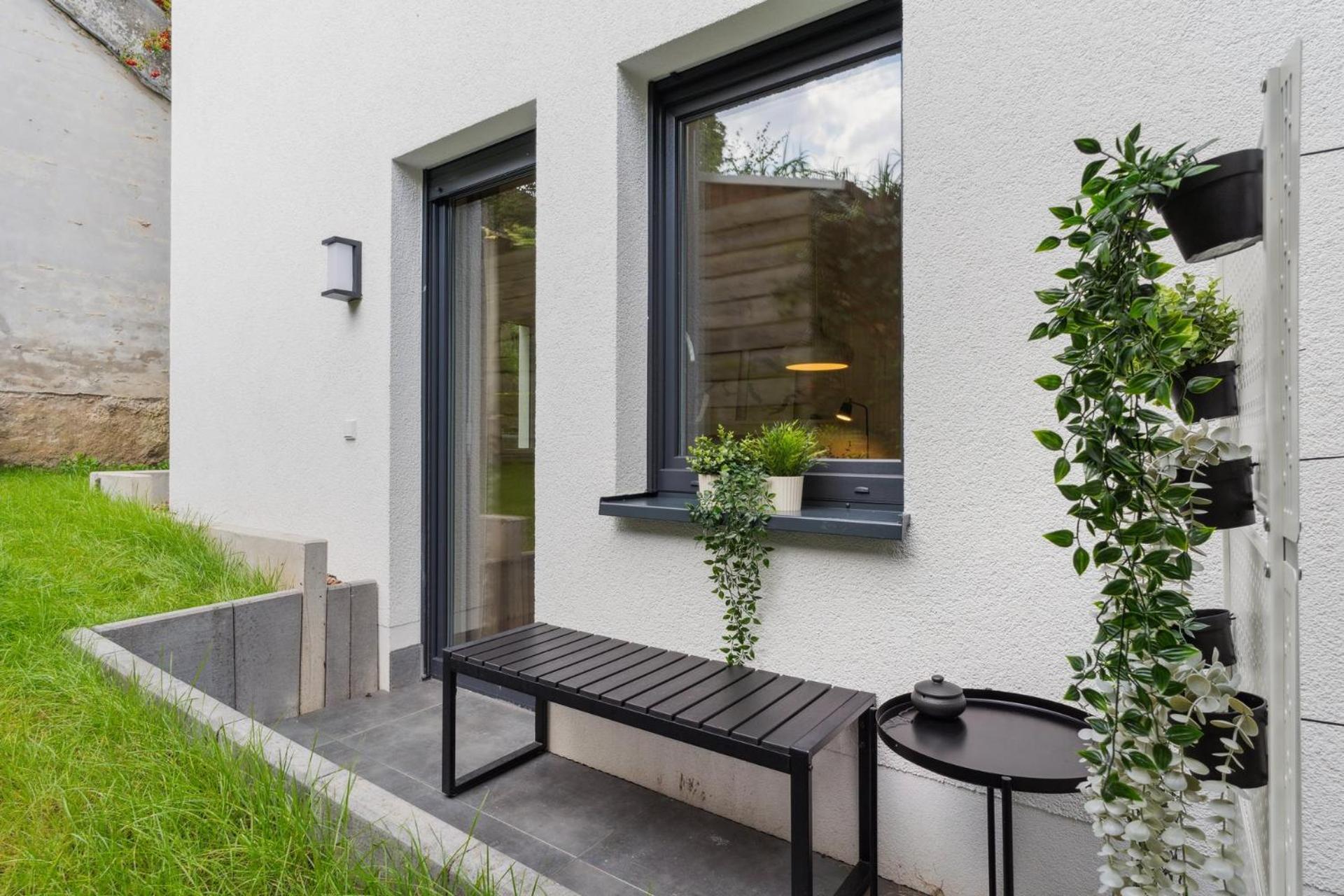 Zwei Apartments Fuer Bis Zu 8 Personen Zentral, Modern, Mit Terrasse & Balkon Білефельд Екстер'єр фото