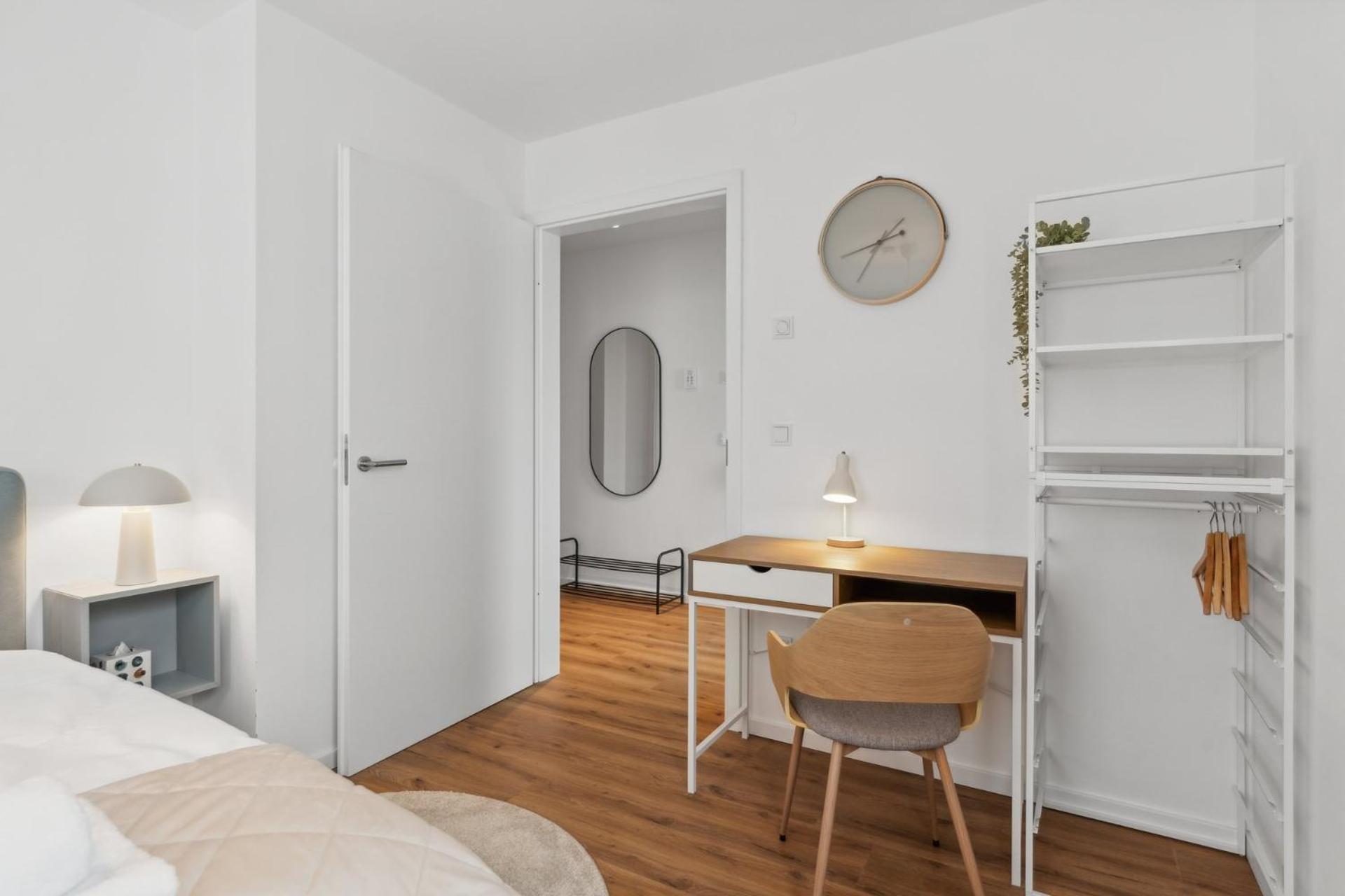 Zwei Apartments Fuer Bis Zu 8 Personen Zentral, Modern, Mit Terrasse & Balkon Білефельд Екстер'єр фото