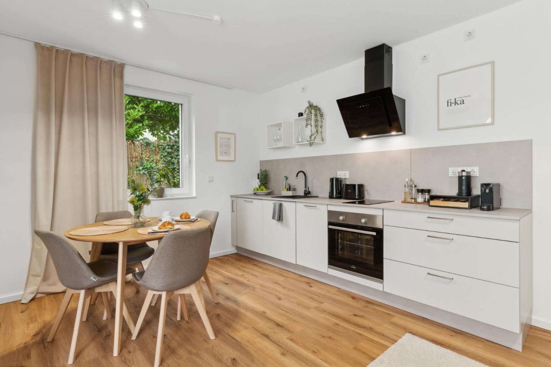 Zwei Apartments Fuer Bis Zu 8 Personen Zentral, Modern, Mit Terrasse & Balkon Білефельд Екстер'єр фото